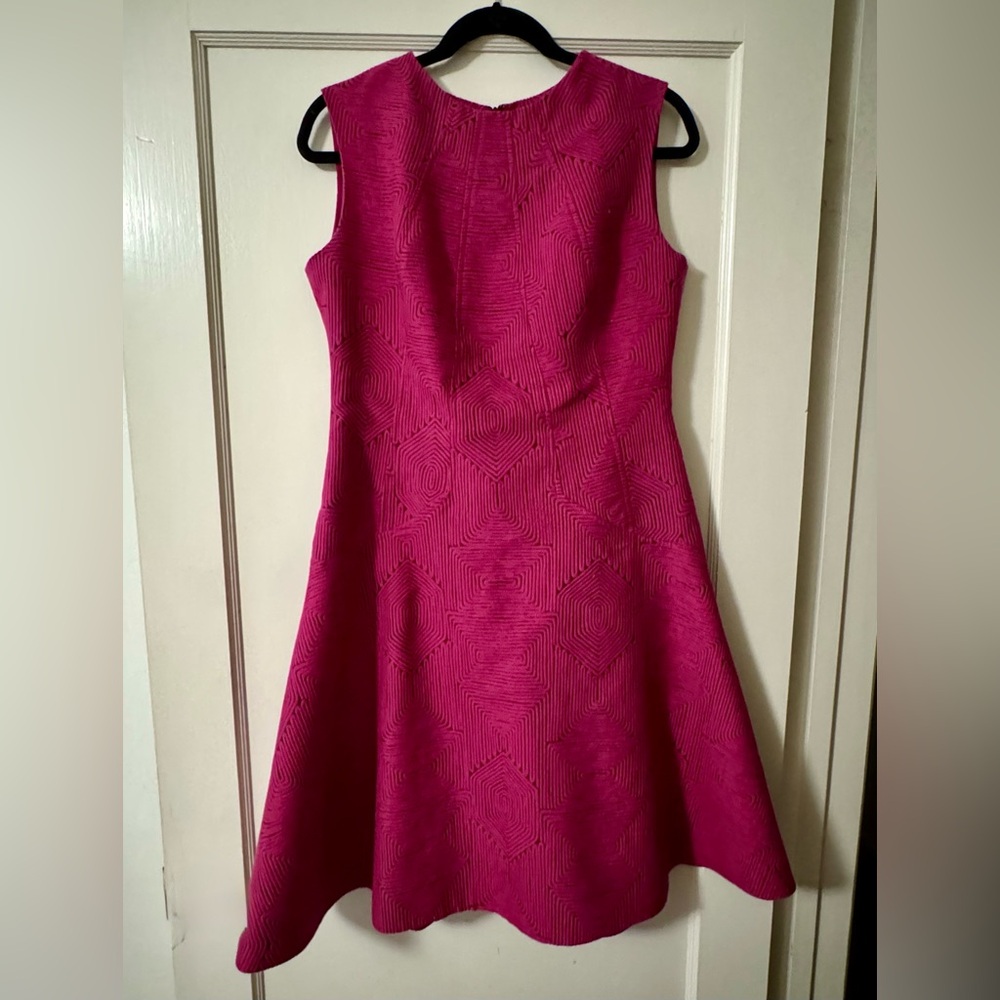 Lela Rose Woman’s Sleeveless Jacquard Fit & Flare Dress Magenta Size 10.